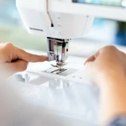 New Bernina 325 Sewing Machine -Jaycotts Shop 325 st4