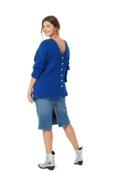 Burda Sewing Pattern 6087 Top, Dress – Figure Fitting -Jaycotts Shop 6093 01