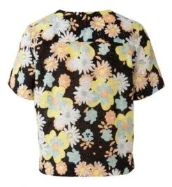 Burda 6245 Blouse With V-Neck Sewing Pattern -Jaycotts Shop 6245 B Still 002