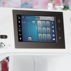 Bernina B475 QE Sewing Machine -Jaycotts Shop B475QE Keyfeature 01