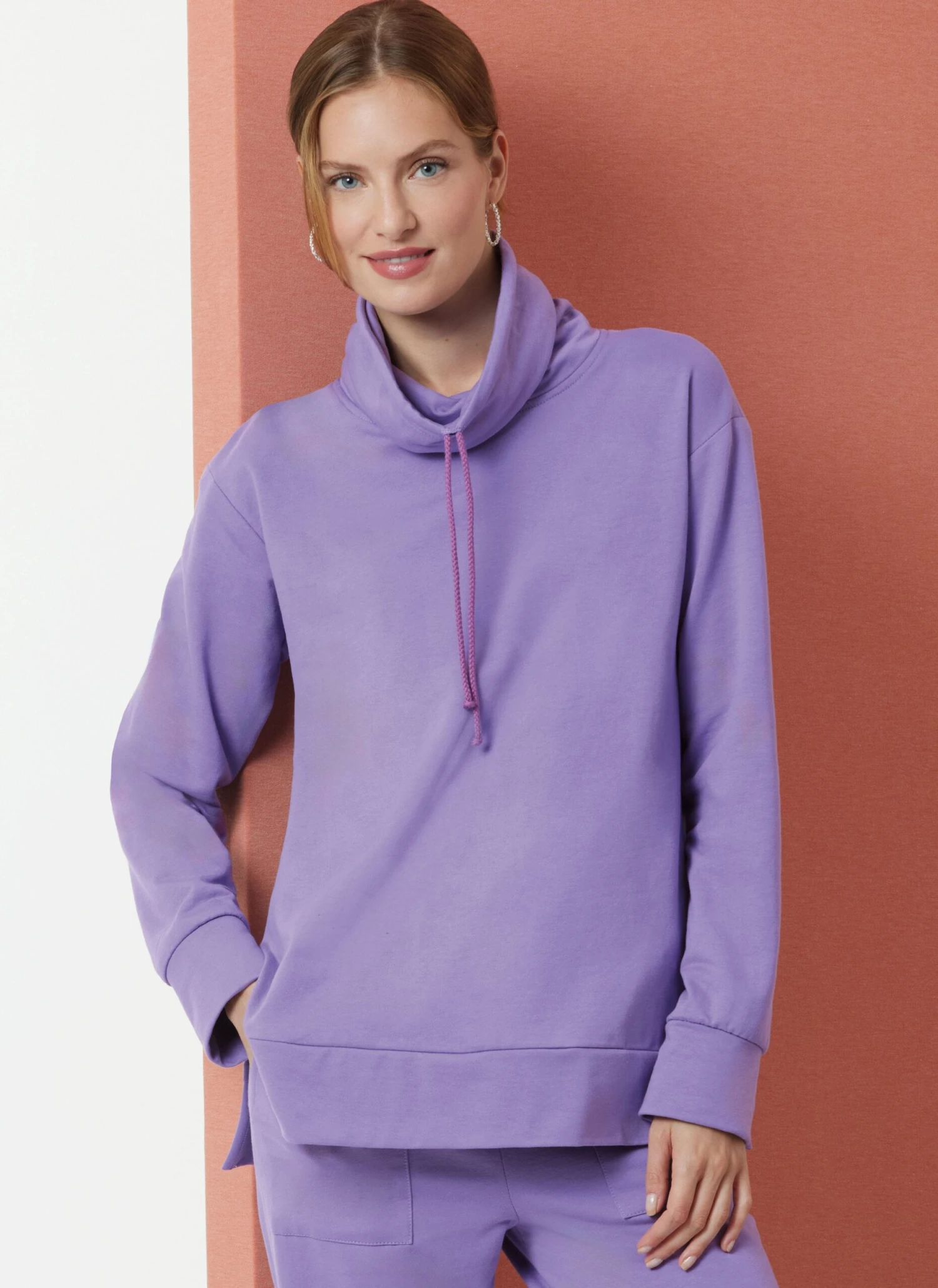 Butterick Sewing Pattern B7014 Misses' / Women's Lounge Dress, Top And Pants 4 Butterick Sewing Pattern B7014 Misses' / Women's Lounge Dress, Top And Pants - Image 4