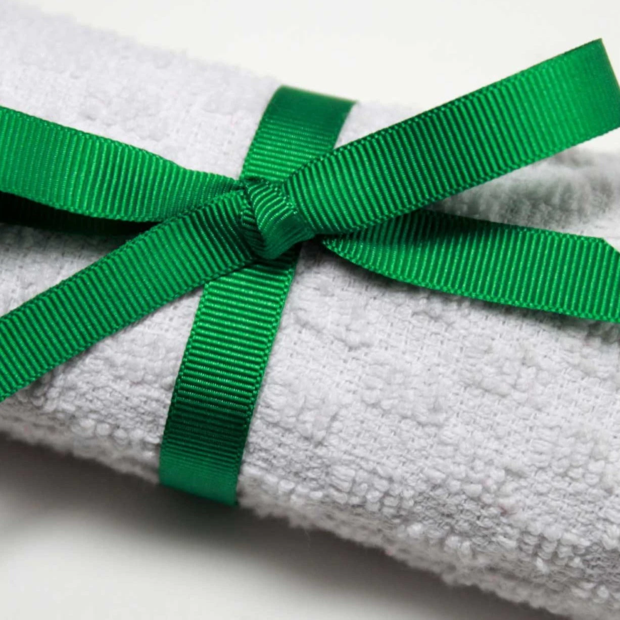 Berisfords Grosgrain Ribbon - Emerald 2 Berisfords Grosgrain Ribbon - Emerald - Image 2