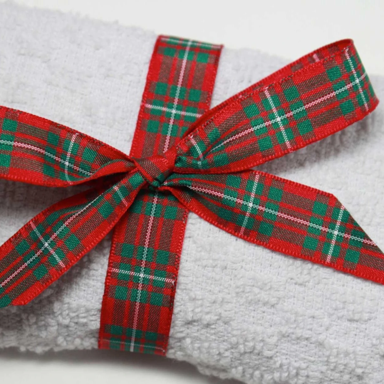 Berisfords MacGregor Tartan Ribbon 2 Berisfords MacGregor Tartan Ribbon - Image 2