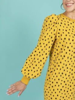 Tilly And The Buttons Billie Sweatshirt And Dress Pattern -Jaycotts Shop Billie sweater dress balloon sleeves 3