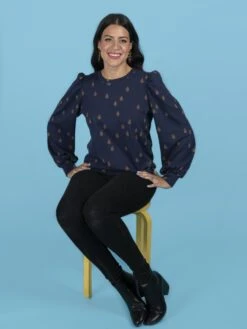 Tilly And The Buttons Billie Sweatshirt And Dress Pattern -Jaycotts Shop Billie sweatshirt balloon sleeves 3