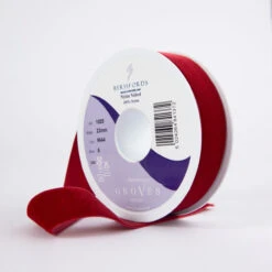 Berisfords Velvet Ribbon, Scarlet