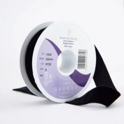Berisfords Black Velvet Ribbon | 5m Roll
