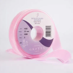 Berisfords Velvet Ribbon, Baby Pink