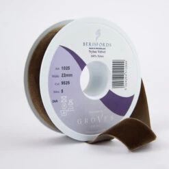Berisfords Velvet Ribbon, Brown