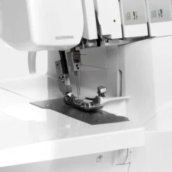 Bernina L460 Overlocker With Free Carry Case -Jaycotts Shop L460 Keyfeature SpeedControl
