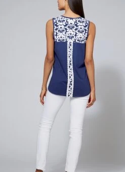 M7600 Misses'/Women's Pullover Tops With Contrast -Jaycotts Shop M7600 06