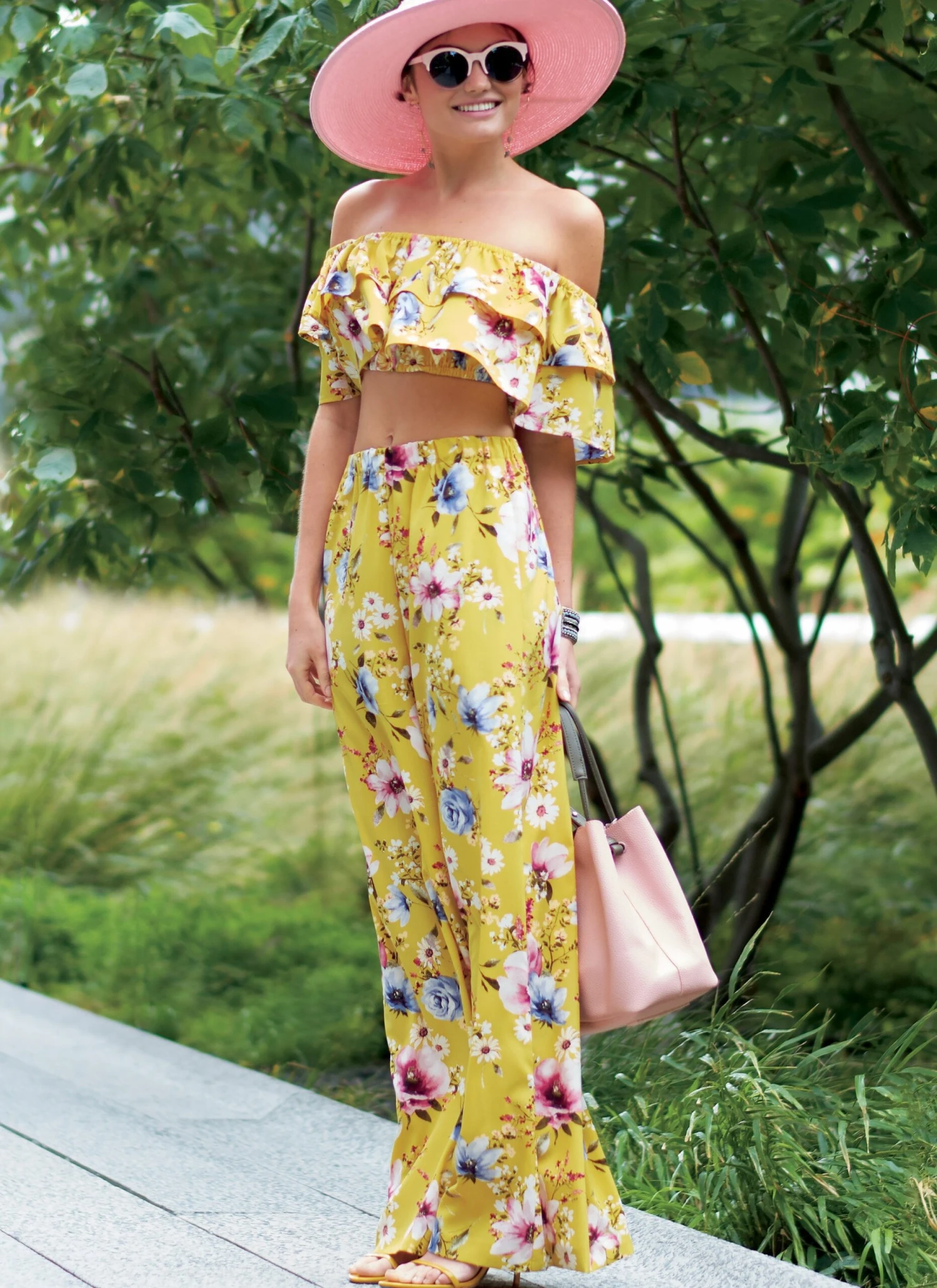 M7757 Misses' Tops And Pants Pattern 5 M7757 Misses' Tops And Pants Pattern - Image 5