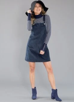 M7831 Misses' Pinafore Sewing Pattern