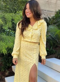 Know Me Sewing Pattern 2003 Knit Cardigan And Skirt By Alissah Threads -Jaycotts Shop ME2003 product hires 04