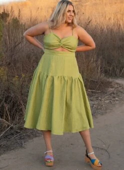 Know Me Sewing Pattern KM2073 Crop Top And Skirt By Alisha Grace -Jaycotts Shop ME2073 03