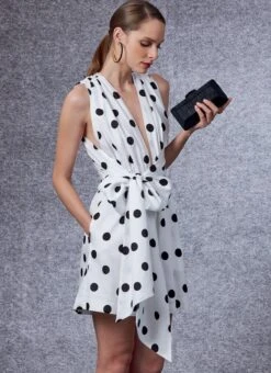 Vogue 1708 Jumpsuit Sewing Pattern -Jaycotts Shop V1708 02