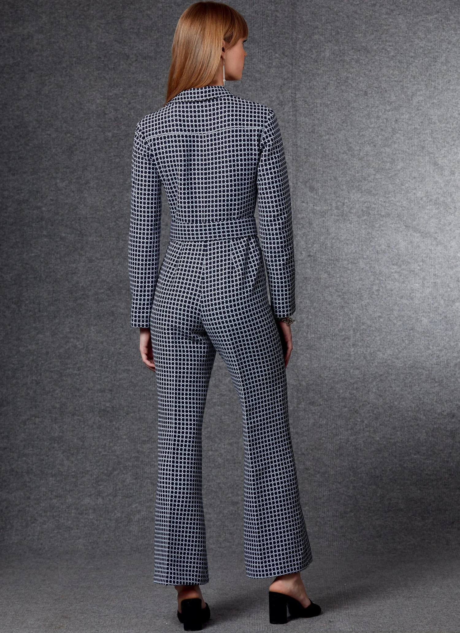 Vogue Sewing Pattern 1719 Jumpsuit And Belt 4 Vogue Sewing Pattern 1719 Jumpsuit And Belt - Image 4