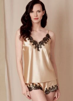 Vogue Sewing Pattern 1834 Misses' / Petite Robe, Camisole, Slip, Shorts Set