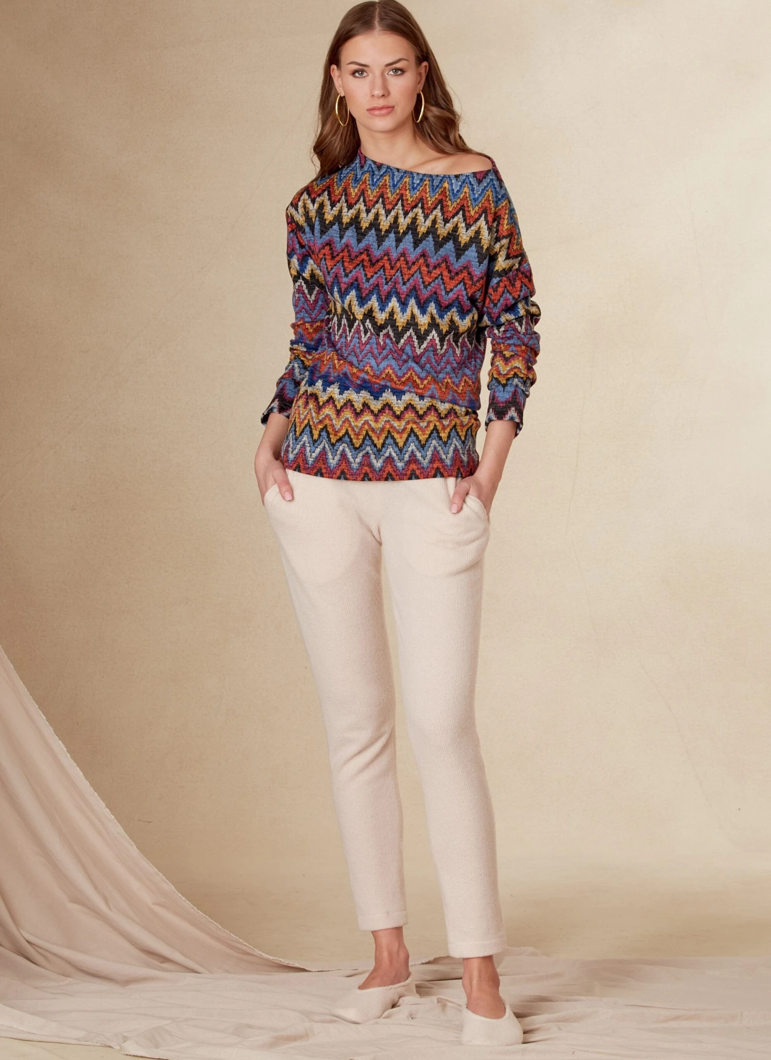 Vogue Sewing Pattern 1835 Misses' Pyjamas 3 Vogue Sewing Pattern 1835 Misses' Pyjamas - Image 3