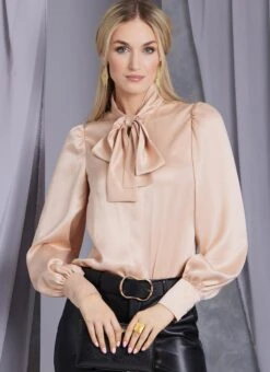 Vogue Sewing Pattern 1973 Misses' Blouse