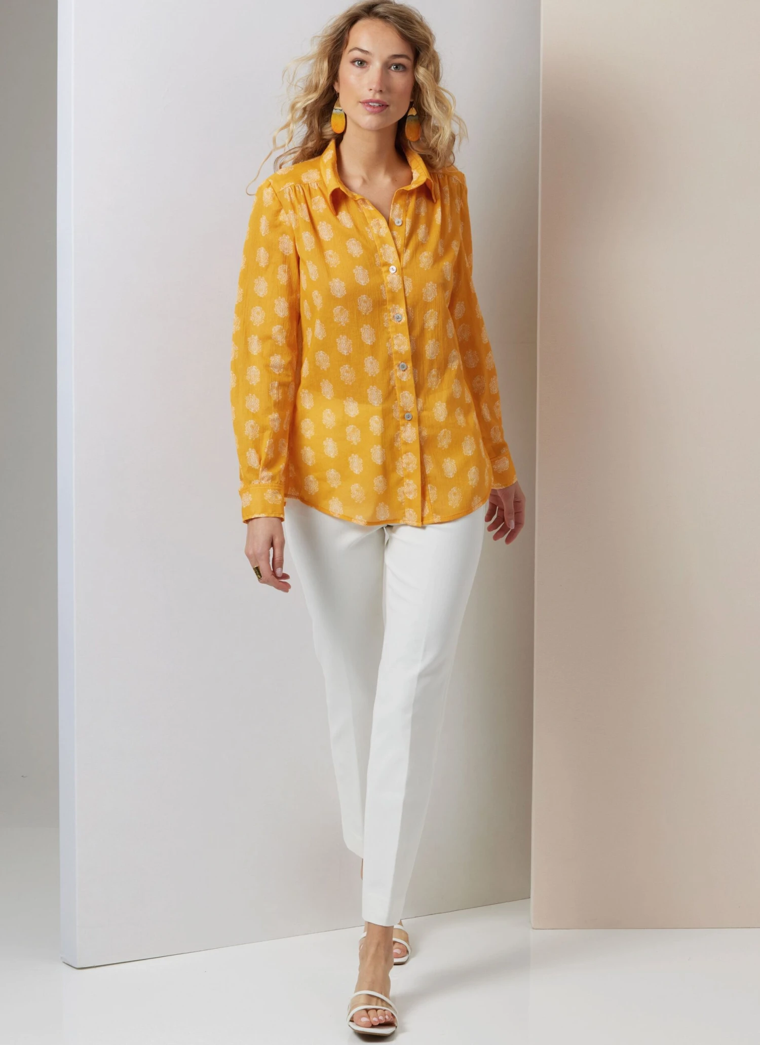 Vogue Sewing Pattern 2031 Blouses 3 Vogue Sewing Pattern 2031 Blouses - Image 3