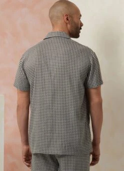 Vogue Sewing Pattern 2121 Men's Pajamas -Jaycotts Shop V2121 05