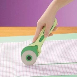 Clover Rotary Cutters With Soft Cushion Handle