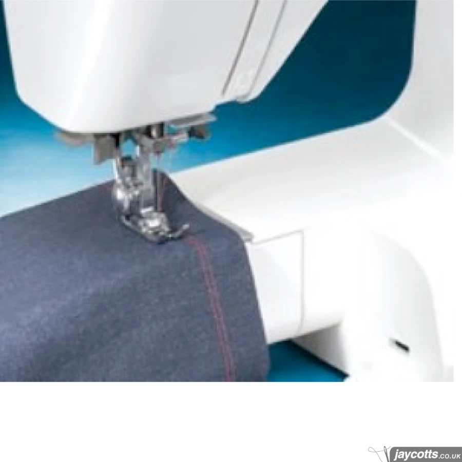 Janome Sewing Machine 2200XT 4 Janome Sewing Machine 2200XT - Image 4