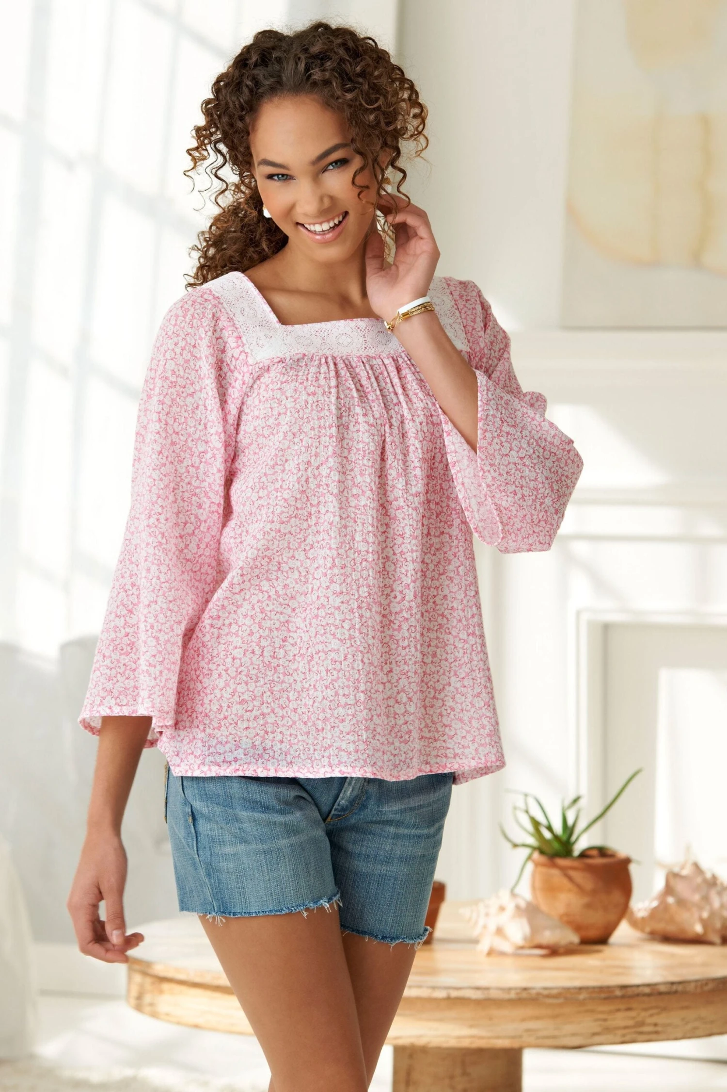 New Look NL6284 Misses' Pullover Top In 2 Lengths 1 New Look NL6284 Misses' Pullover Top In 2 Lengths